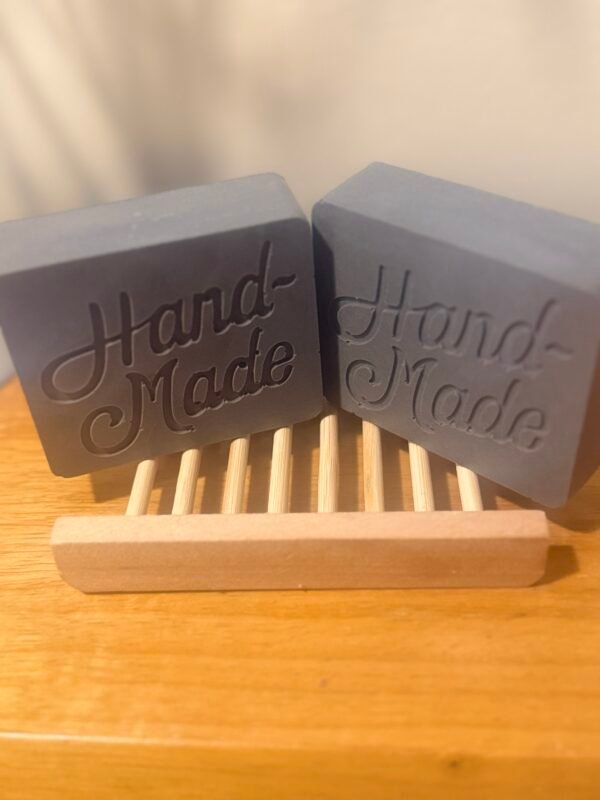 Activated Charcoal & Tea Tree Pure Detox Bar
